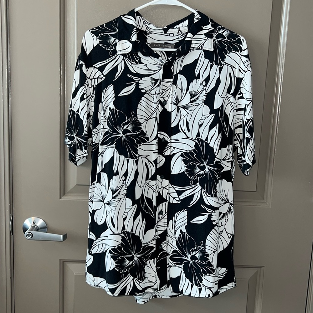 Slate & Stone floral short sleeve button up
